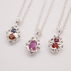 Pendentifs FRIDA - Saphirs et argent - pièces uniques