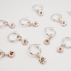 Boucle d'oreille FLEUR no.5 - argent et saphir 🌸