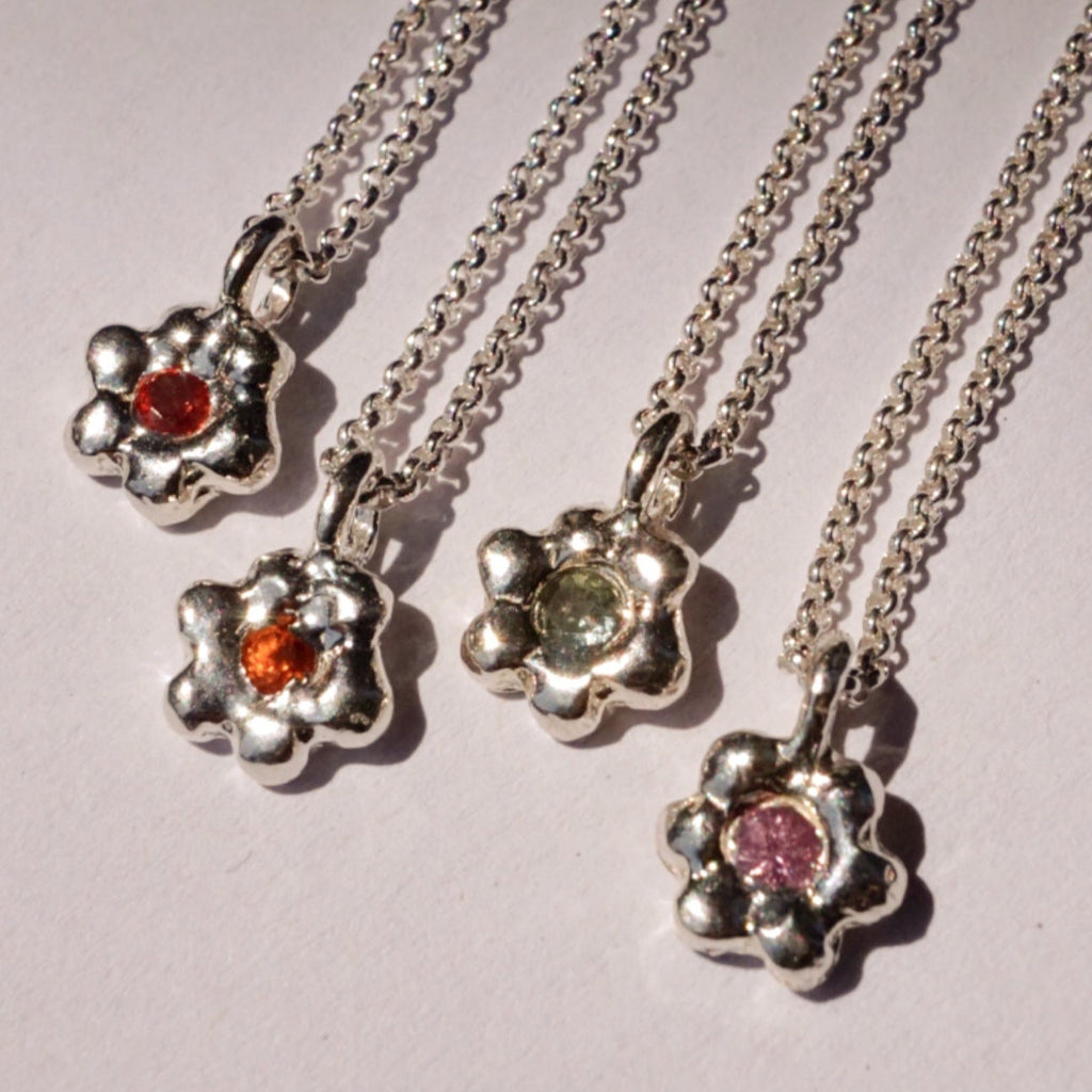 Pendentif FLEUR no.5 - argent et saphir 🌸