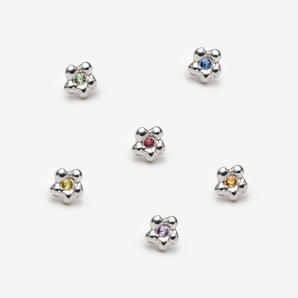 Boucle d'oreille PETITE FLEUR no.1 - argent et saphir 🌸
