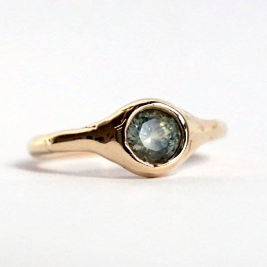 Bague ELLA - or 10k et saphir du Montana - pièce unique 002
