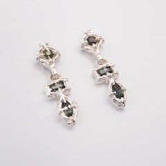 Boucles d'oreilles à breloque ORION - saphirs colorés et argent