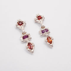 Boucles d'oreilles à breloque ORION - saphirs colorés et argent