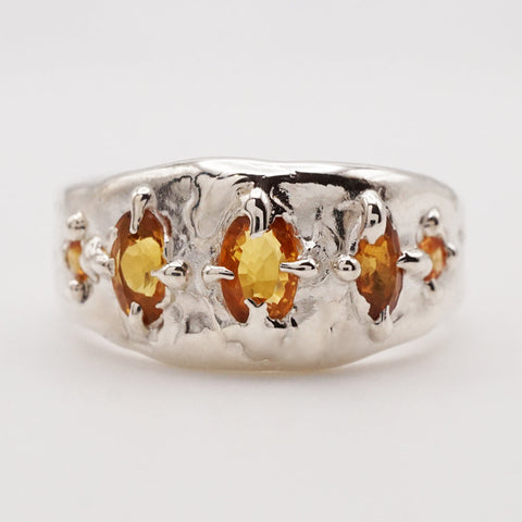 Bague 5 saphirs abricot et argent - pièce unique