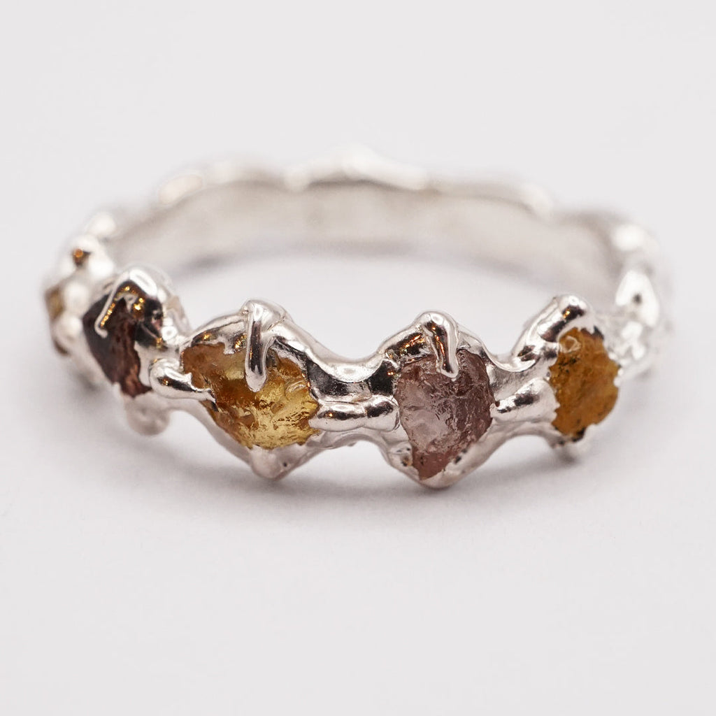 Bague LASZLO - 5 saphirs bruts colorés et argent