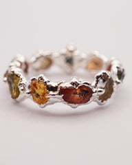 Bague LASZLO saphirs bruts colorés et argent