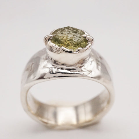 Bague saphirs du Montana brut vert et argent - pièce unique