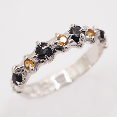 Bague saphir bruts bleus et saphirs jaunes et argent - pièce unique