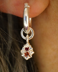 Boucles d'oreilles FRIDA TWINS - saphirs rouges - Pièces uniques